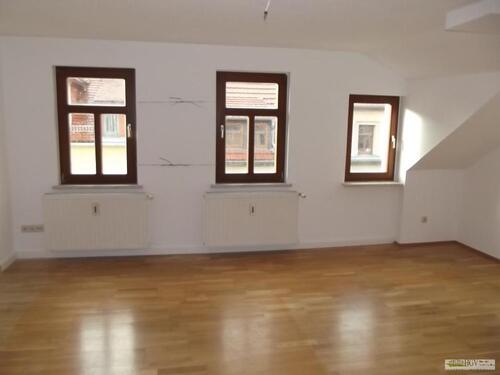 Foto - Helle und geräumige 3,5 Zimmer Wohnung in Lommatzsch ab sofort zu vermieten