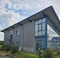 Gewerbeobjekt - 4.333,00&nbsp;EUR Kaltmiete, ca.&nbsp; 628,00&nbsp;m&sup2; in Husum (PLZ: 25813)