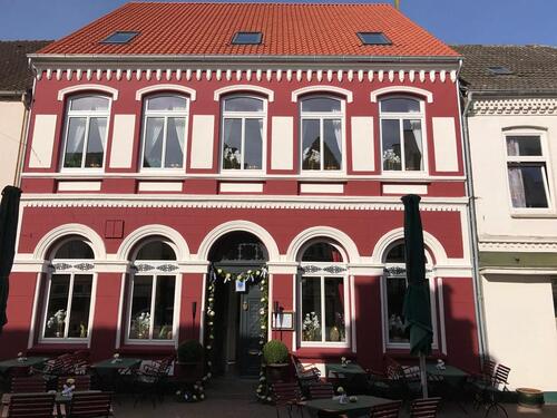Foto - Exquisites Cafè und Restaurant in Friedrichstadt mit 2 Wohnungen