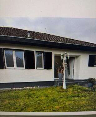 Foto - Zwangsversteigerung Bungalow - 388.000,00&nbsp;EUR Kaufpreis, ca.&nbsp; 125,00&nbsp;m&sup2;