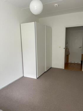 Foto - Schönes, möbliertes Zimmer in 3-Zimmer-WG