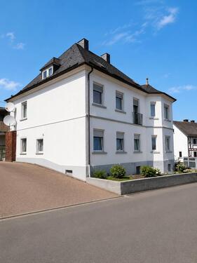 Foto - Mehrfamilienhaus, Wohnhaus in Eschenburg zum Kaufen