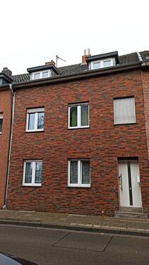 Foto - Großzügiges, kernsaniertes Einfamilienhaus mit 8 Zi & Garten