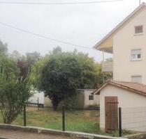 HELLE 3 ZI. OG-WOHNUNG IM 3-FH MIT BALKON + GARTEN + EINZELGARAGE - Steinheim an der Murr