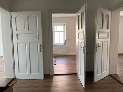 Foto - Zentrale Lage I Neu saniert I Großzügige Garage I 2.OG