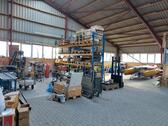 Foto - Industriehalle mit Hochregalen, Werkstatt,WC, Aufenthaltsraum