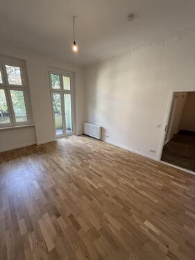 Foto - Sofort bezugsfrei! Frisch sanierte 2-Zi.-Wohnung mit Balkon & EBK in Tegel