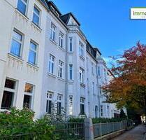 Charmante & gepflegte 2-Raum-Wohnung mit Tageslichtbad, Wanne und grünem Innenhof, direkt am Schelli - Magdeburg Nordwest