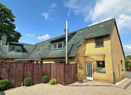 Foto - 6 Zimmer Mehrfamilienhaus, Wohnhaus in Schleswig