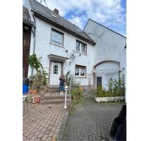 Haus mit Garten +2 PKW Stellplätze - Hellenhahn-Schellenberg