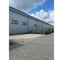 Hochregal-Lagerhalle im Westen von Leipzig