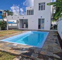 Mauritius Ferienhaus mit Pool - 120,00 EUR Kaltmiete, in Hennef (Sieg) (PLZ: 53773)