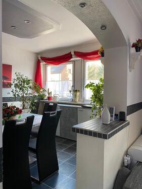 Foto - 9 Zimmer Mehrfamilienhaus, Wohnhaus zum Kaufen in Kirkel