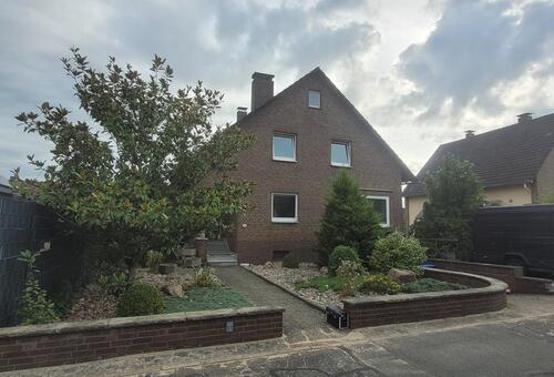 Foto - 4 Zimmer DG in Vöhrum - 750,00 EUR Kaltmiete,