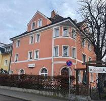 Mehrfamilienhaus mit 6 Wohnungen und Restaurant + Einfamilienhaus - Ingolstadt Nordost