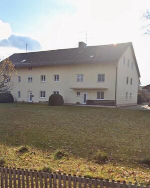 Foto - Dachgeschosswohnung mit 3 Zimmern