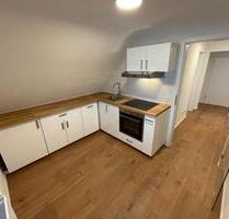 wunderschöne 2-Zimmer-Wohnung mit Einbauküche - Plochingen