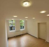 Praxis im ZENTRUM Göttingen - 1.800,00 EUR Kaltmiete, ca.  14,00 m² in Göttingen (PLZ: 37079) Elliehausen / Esebeck