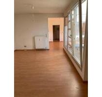 3-ZKB mit Balkon in zentraler Lage von Wellesweiler zu vermieten - Neunkirchen Kohlhof