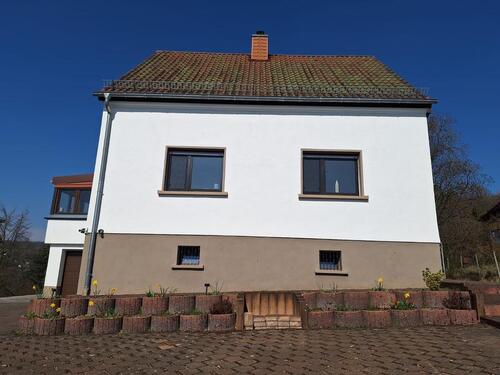 Foto - Renoviertes Einfamilienhaus mit Garten