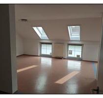 Schöne, ruhige 3 Zimmerwohnung OG mit Stellplatz - Pfarrkirchen