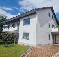 Große sechs Zimmer Wohnung (204 qm) in Tannhausen