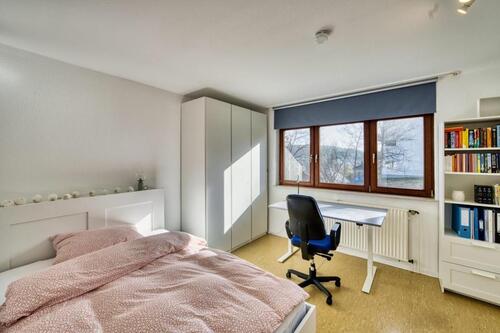 Foto - Helle möblierte Einzimmerwohnung - ruhig und doch zentral gelegen