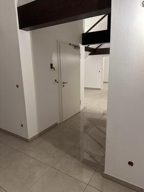 Foto - 4 Zimmer Dachgeschoßwohnung zur Miete in Völklingen
