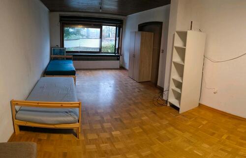 Foto - Helles, großzügiges Zimmer in freundlicher WG zu vermieten