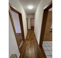 3 Zimmer, Küche Bad - 400,00&nbsp;EUR Kaltmiete, ca.&nbsp; 65,00&nbsp;m&sup2; in Güsten (PLZ: 39439)