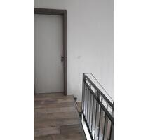 3,5 Zimmer Neubau Wohnung Balkon Garten Stellplätze 89qm - Fensterbach