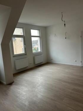 Foto - 2Zi +1 Dachboden + Kachelofen 59qm - Mylau neu saniert ‼️