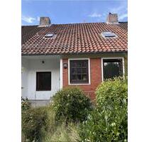 Provisionsfrei: Renoviertes Reihenhaus in 21680 Stade