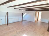 Foto - Gemütliche Dachgeschoß-Single-Wohnung in ruhiger Lage