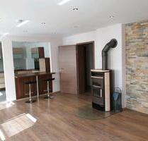 schöne 2 Zi- Wohnung, 62m², Erdgeschoss, Stadtrand - Hof Altstadt