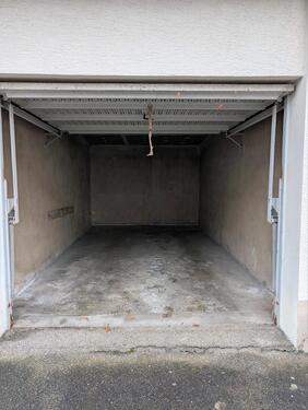 Foto - Garage zu vermieten - 110,00&nbsp;EUR Miete,