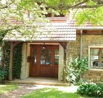 Resthof, Wohnhaus mit Scheune, Lagerhalle, Einfamilenhaus - Aerzen
