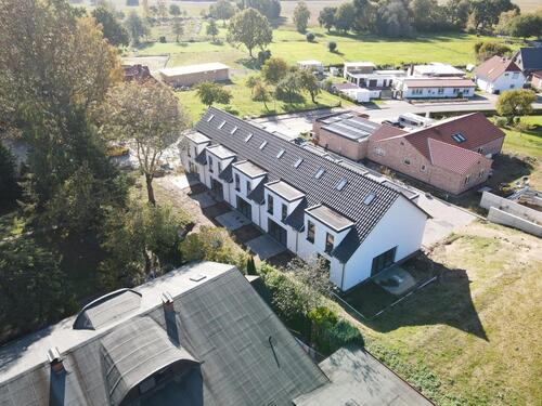 Foto - Reihenhaus zum vermieten - 1.700,00&nbsp;EUR Kaltmiete, ca.&nbsp; 120,00&nbsp;m&sup2;