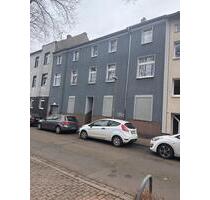 Mehrfamilienhaus Sanierungsbedüftig in Essen Dellwig