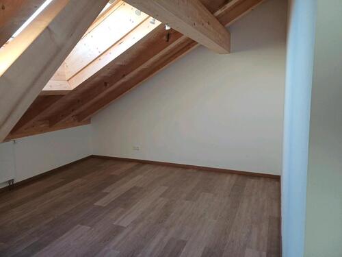 Foto - 2.5 Zimmer Dachgeschoßwohnung in Otterfing