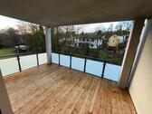 Foto - Freundliche 3-Zimmer-Wohnung mit großem Balkon, Einbauküche und Tiefgarage