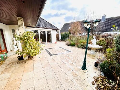 Foto - Stilvoller Winkelbungalow - auf sonnigem Grundstück