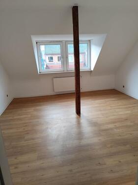 Foto - 3 Zimmer Dachgeschoßwohnung zur Miete in Saarbrücken