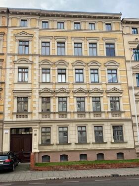 Foto - Ruhig wohnen mitten in der Stadt – 2-Raum-Wohnung mit großer Küche!