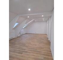 Schöne 125qm Wohnung in Homburg-Beeden zu vermieten