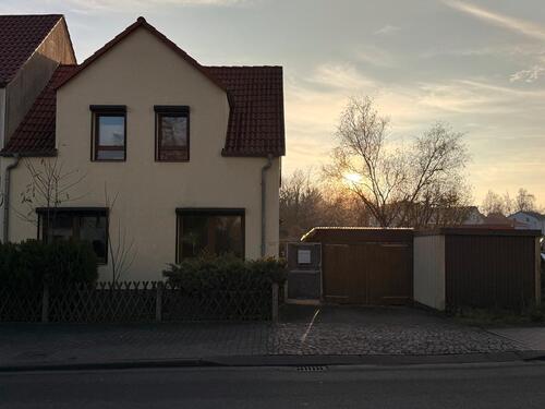 Foto - 4 Zimmer Doppelhaushälfte zum Kaufen in Halle (Saale)