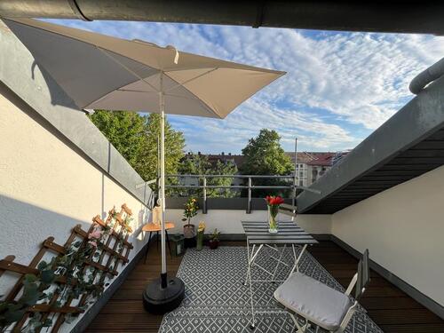 Foto - Stilvolle möblierte 2,5-Zi-Wohnung mit Südterrasse in Bestlage