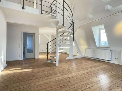 Foto - 3 Zimmer Dachgeschoßwohnung zur Miete in Oelsnitz (Vogtland)