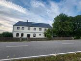 Foto - Außergewöhnlicher Dreiseithof mit traumhafter Aussicht