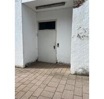 Lagerhalle zzgl. Steuer - 525,00&nbsp;EUR Kaltmiete, ca.&nbsp; 200,00&nbsp;m&sup2; in Barntrup (PLZ: 32683)